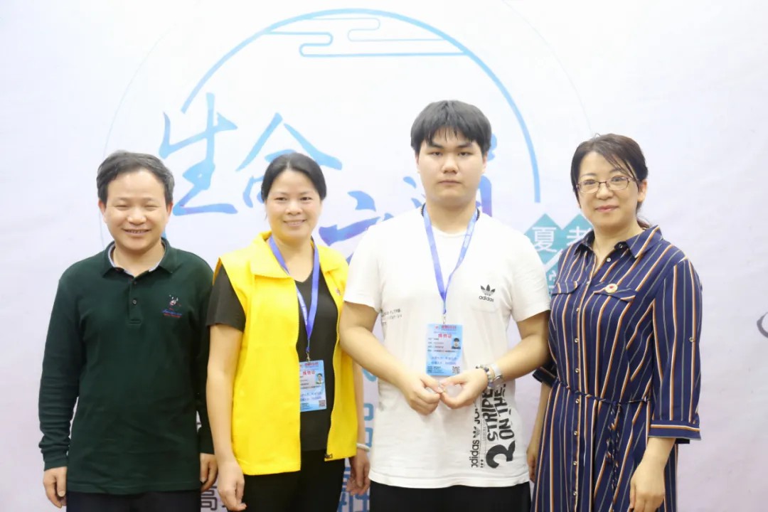 1729647769193265.jpg 1729647769193265.jpg