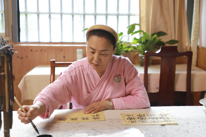 1730770411432477.jpg 1730770411432477.jpg