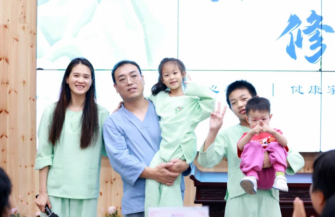 1749084592638505.jpg 1749084592638505.jpg