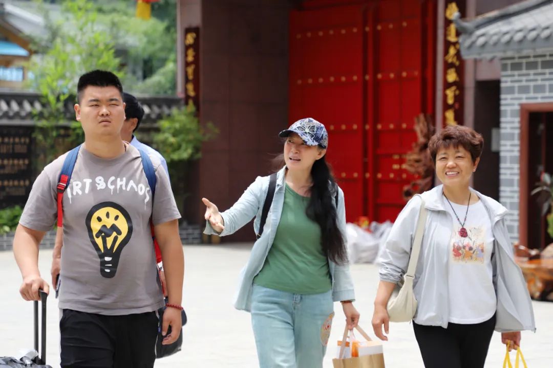 1750551327110970.jpg 1750551327110970.jpg