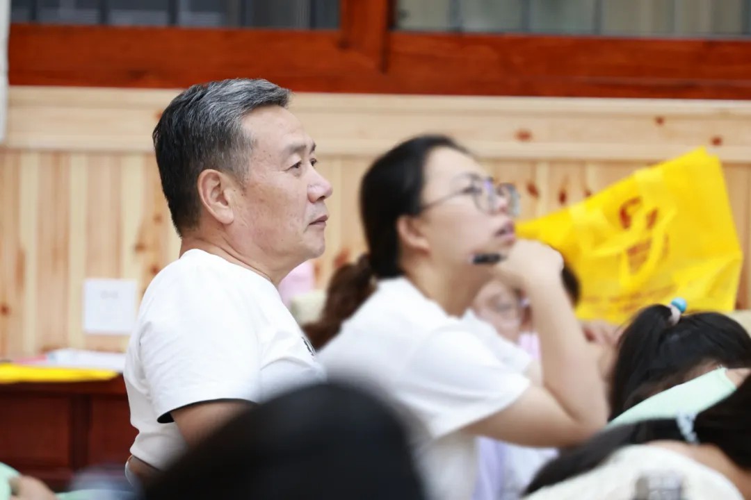 1757388686438321.jpg 1757388686438321.jpg