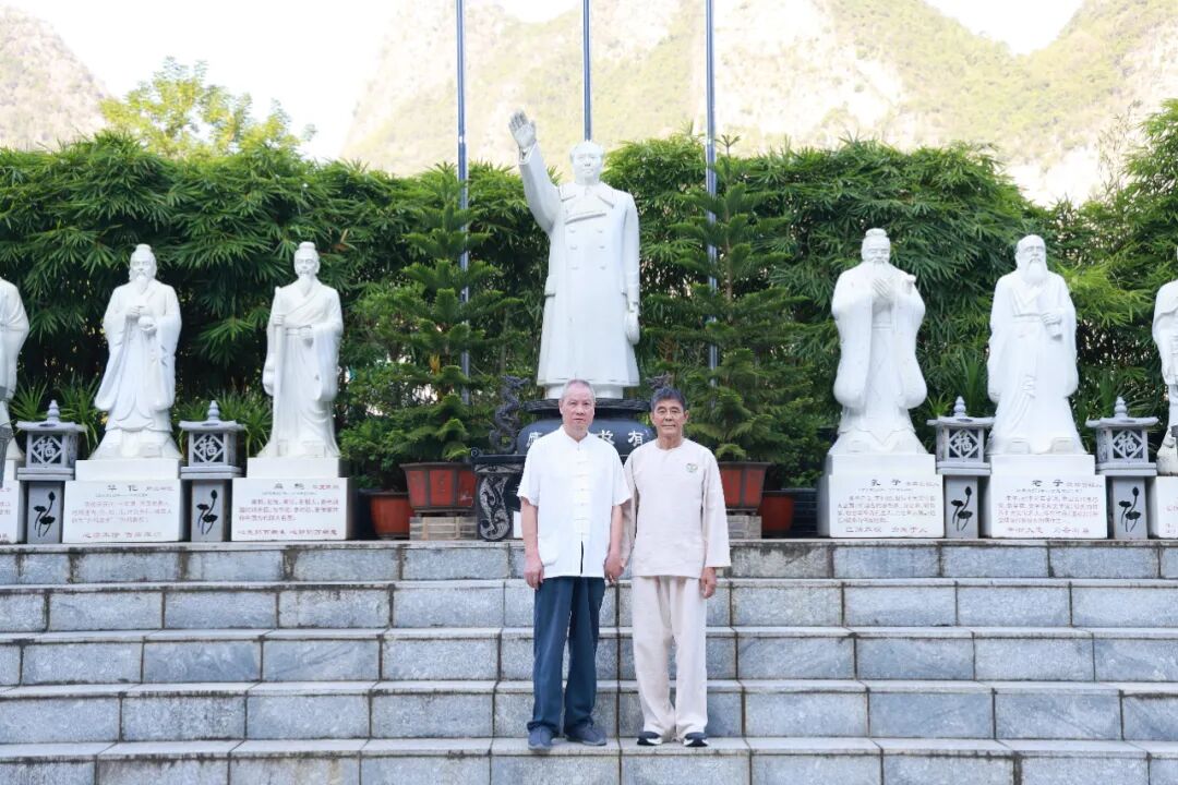 1760429182609889.jpg 1760429182609889.jpg