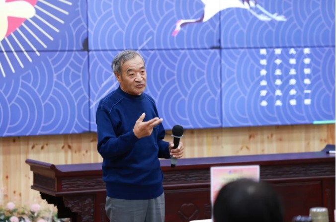 從頭到腳病痛消，由內而外心境明——七旬夫婦的36天身心煥新記